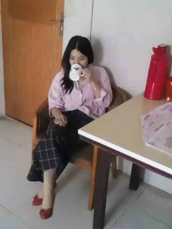 潘琪凌的第二张照片--呼和浩特相亲服务中心