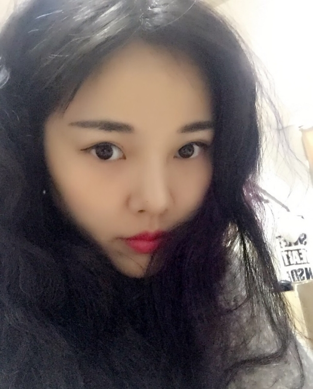 馨馨向荣的第二张照片--呼和浩特相亲服务中心