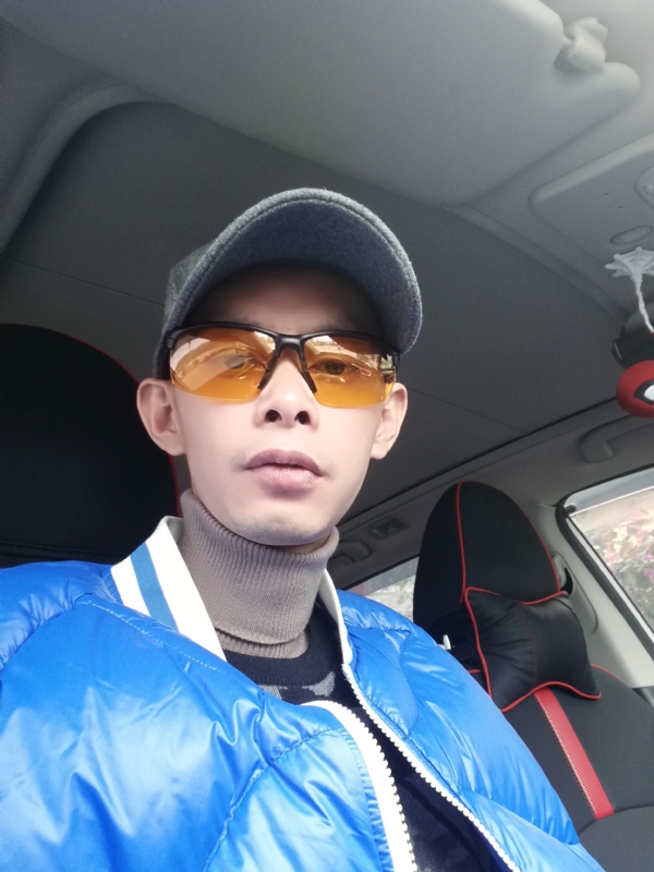 愿得一人心的第一张照片--呼和浩特相亲服务中心