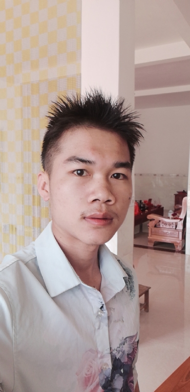 落叶知秋的第一张照片--呼和浩特相亲服务中心