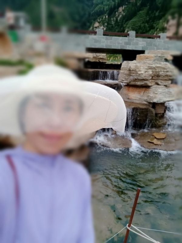 沥秋的第一张照片--呼和浩特相亲服务中心