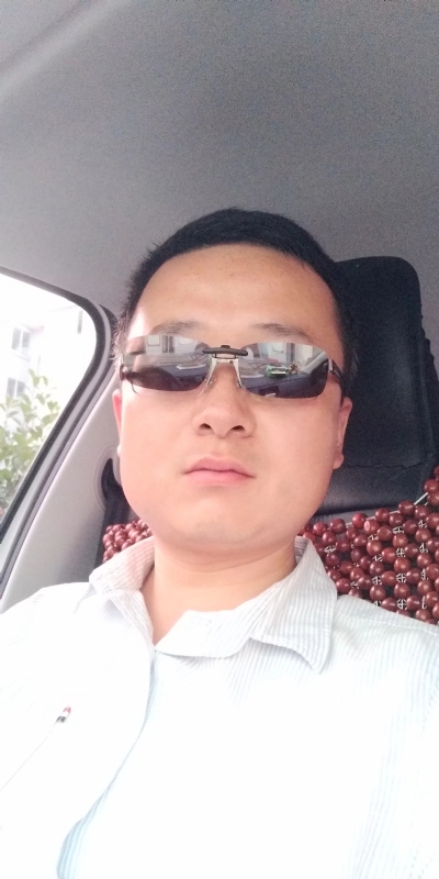 痛苦的单身狗的第二张照片--呼和浩特相亲服务中心
