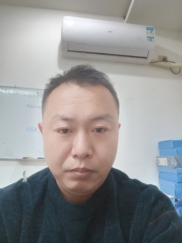寻找另一半的第一张照片--呼和浩特相亲服务中心