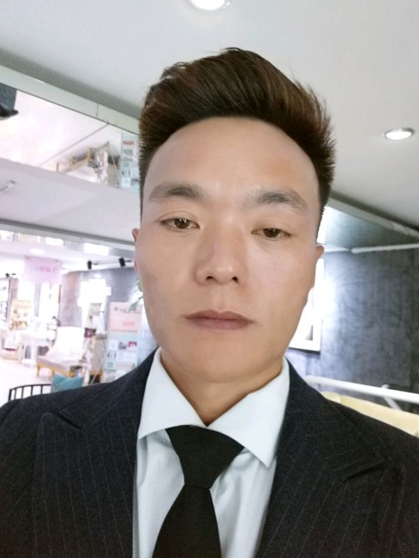 醉酒的蝴蝶的第一张照片--呼和浩特相亲服务中心