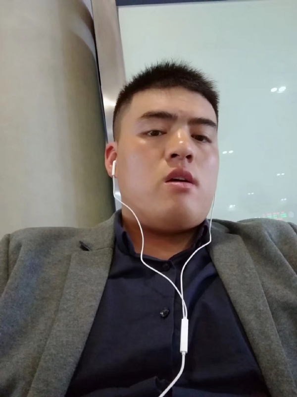 崩沙卡拉卡的第一张照片--呼和浩特相亲服务中心
