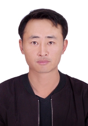 淡漠痕的第二张照片--呼和浩特相亲服务中心