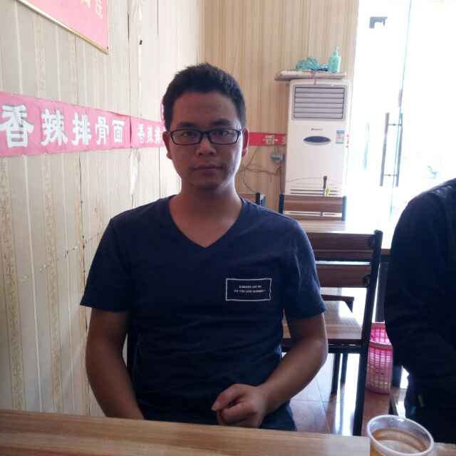 会哭的星星的第一张照片--呼和浩特相亲服务中心