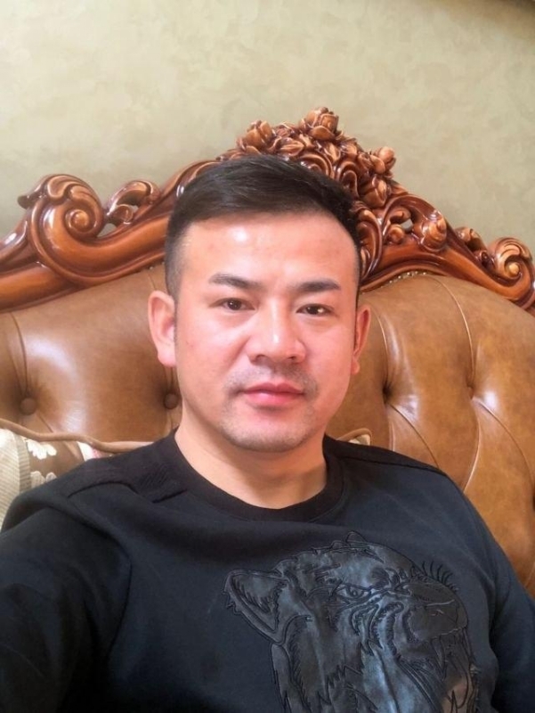 治国的第一张照片--呼和浩特相亲服务中心