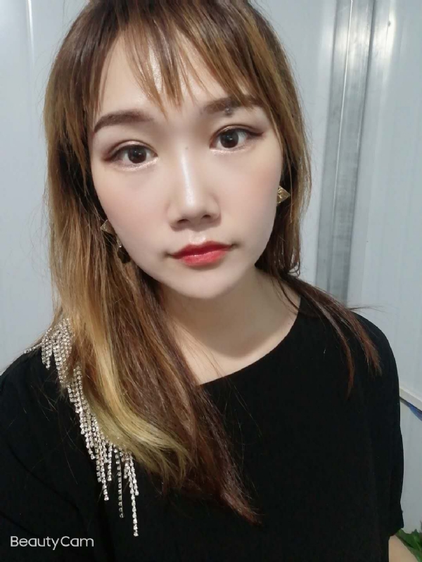艾薇的第四张照片--呼和浩特相亲服务中心