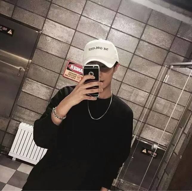 石材美容小王子的第二张照片--呼和浩特相亲服务中心