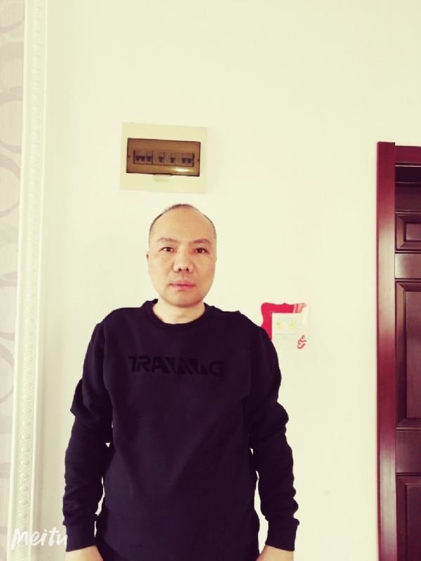 酒香四溢的第二张照片--呼和浩特相亲服务中心