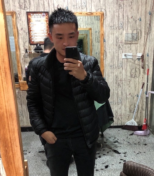 知足常乐的第一张照片--呼和浩特相亲服务中心
