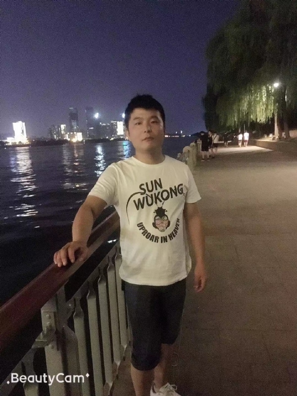 古月的第一张照片--呼和浩特相亲服务中心