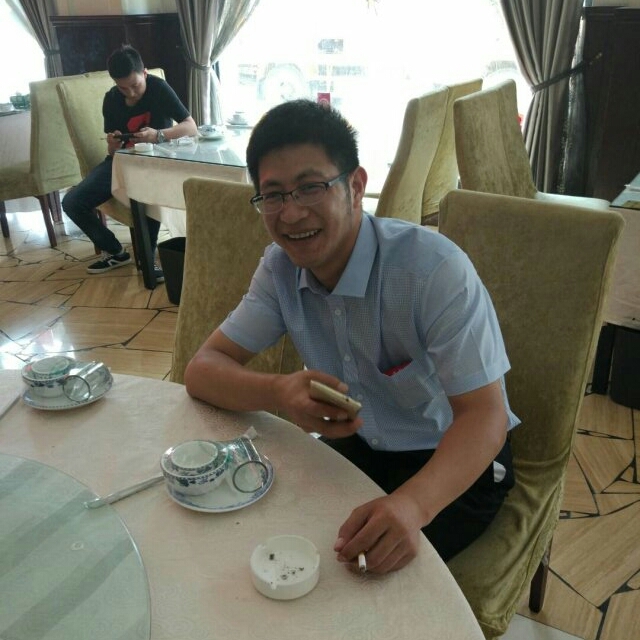 秋天的回忆的第一张照片--呼和浩特相亲服务中心