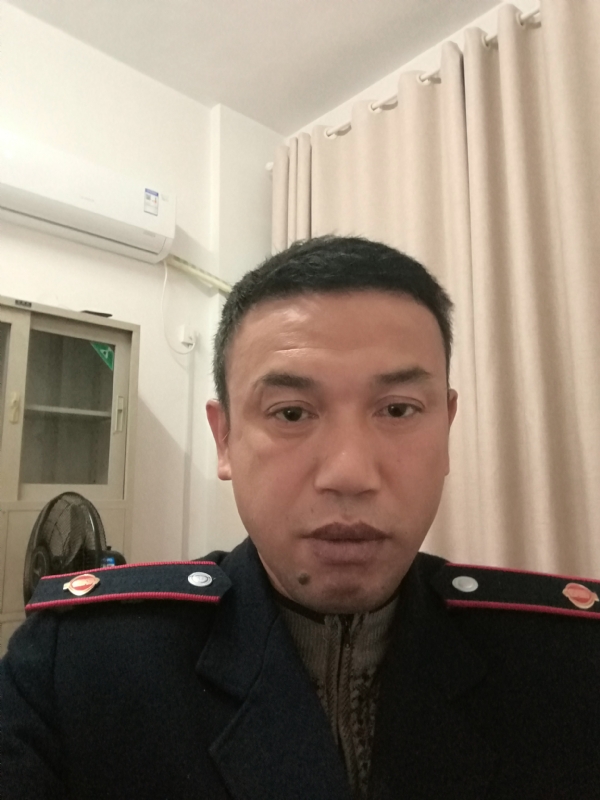 啊刘的第一张照片--呼和浩特相亲服务中心