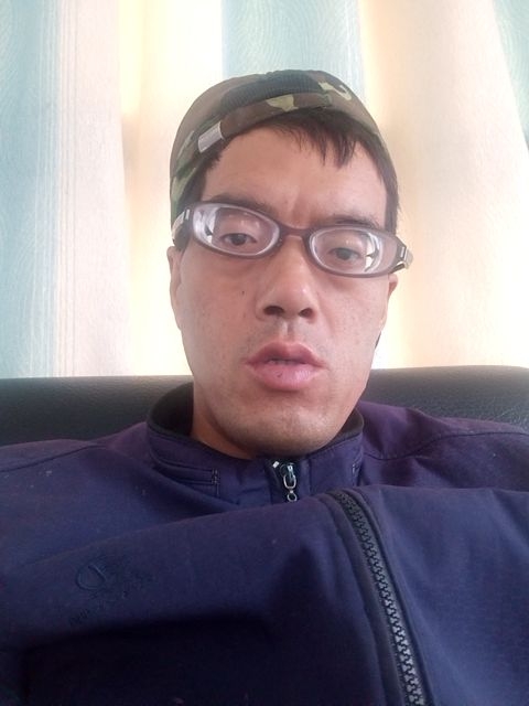 等待有缘人的第二张照片--呼和浩特相亲服务中心