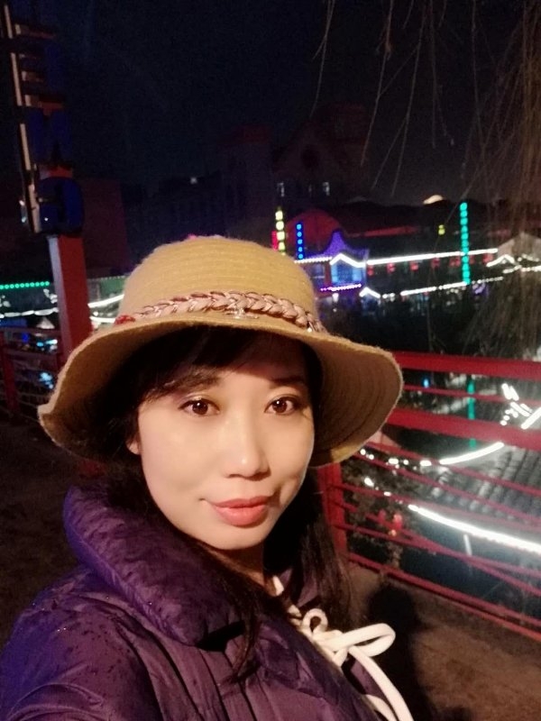 阳光明媚的第一张照片--呼和浩特相亲服务中心