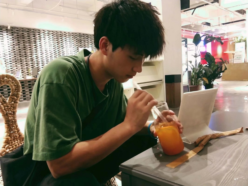 一花一世界的第二张照片--呼和浩特相亲服务中心