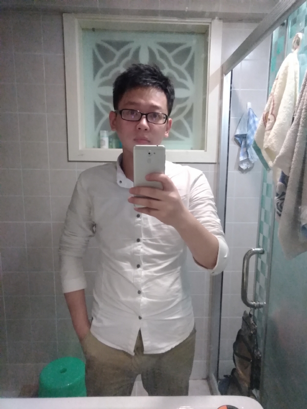 花谢魂伤的第一张照片--呼和浩特相亲服务中心