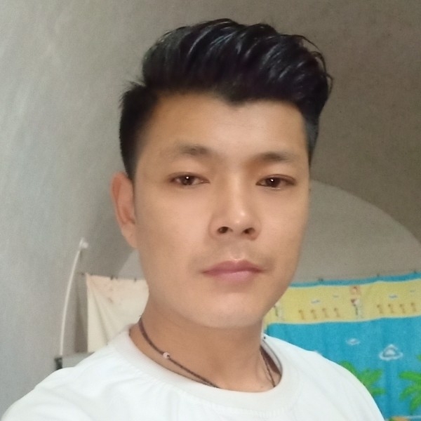 啊锋的第一张照片--呼和浩特相亲服务中心