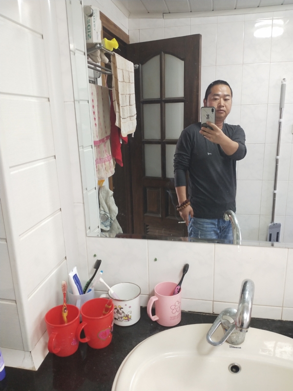 半世人间的第二张照片--呼和浩特相亲服务中心