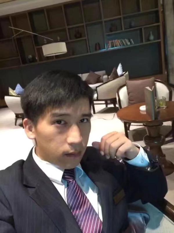 一条孤独的鱼的第二张照片--呼和浩特相亲服务中心