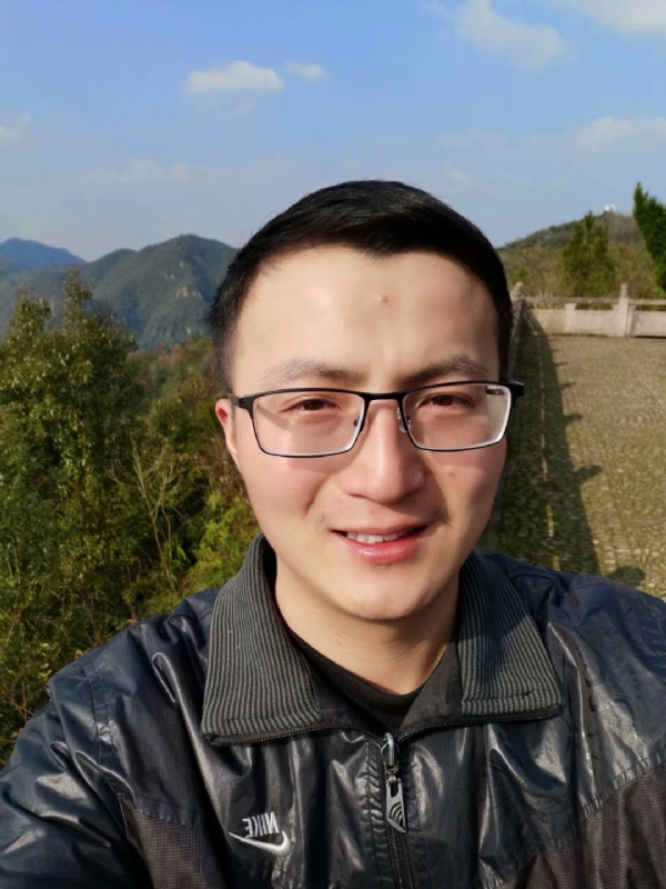 杨先生的第一张照片--呼和浩特相亲服务中心