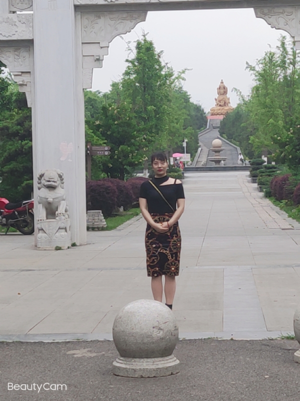 魏沐阳子的第三张照片--呼和浩特相亲服务中心