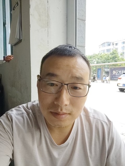 转身的距离的第一张照片--呼和浩特相亲服务中心