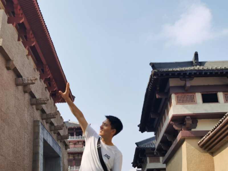 咸鱼不闲的第一张照片--呼和浩特相亲服务中心