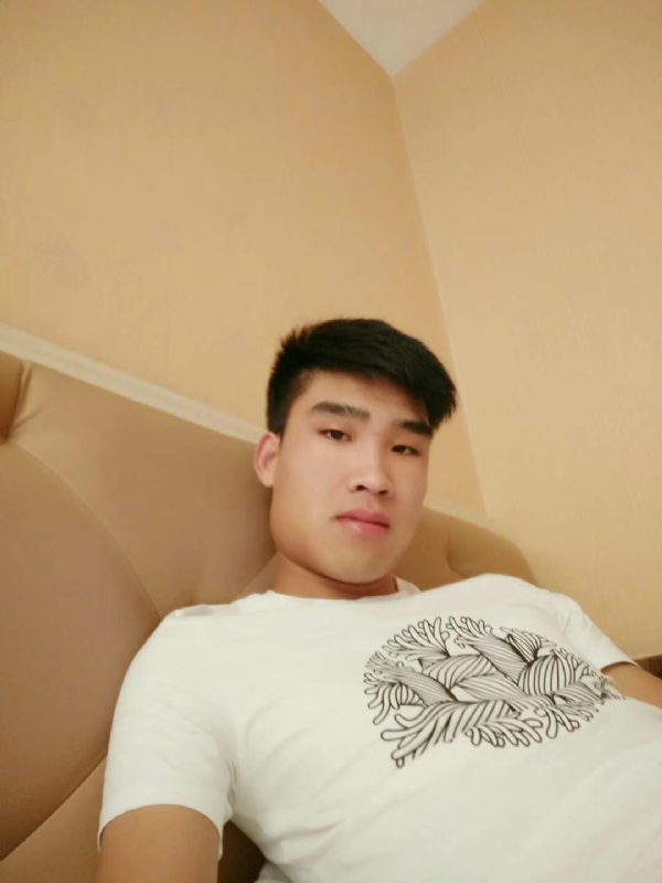 谁不曾孤单上路的第二张照片--呼和浩特相亲服务中心