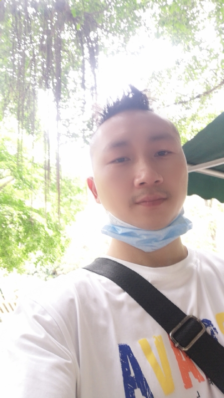 守望幸福的第一张照片--呼和浩特相亲服务中心