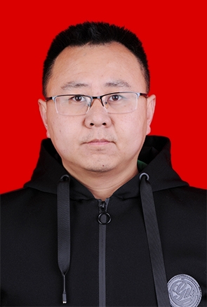 小熊维尼的第一张照片--呼和浩特相亲服务中心