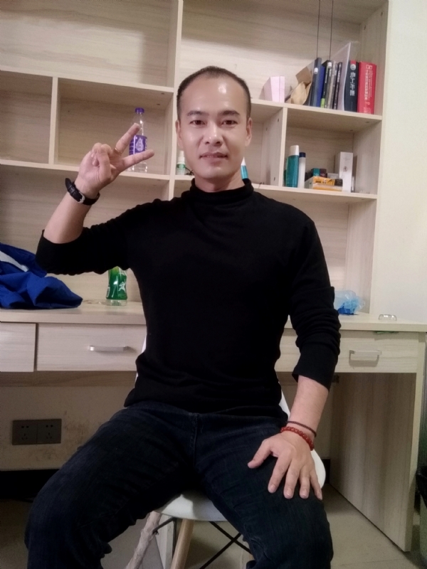 熊大与熊二的第一张照片--呼和浩特相亲服务中心