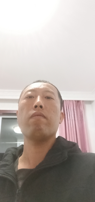 月上云端的第一张照片--呼和浩特相亲服务中心