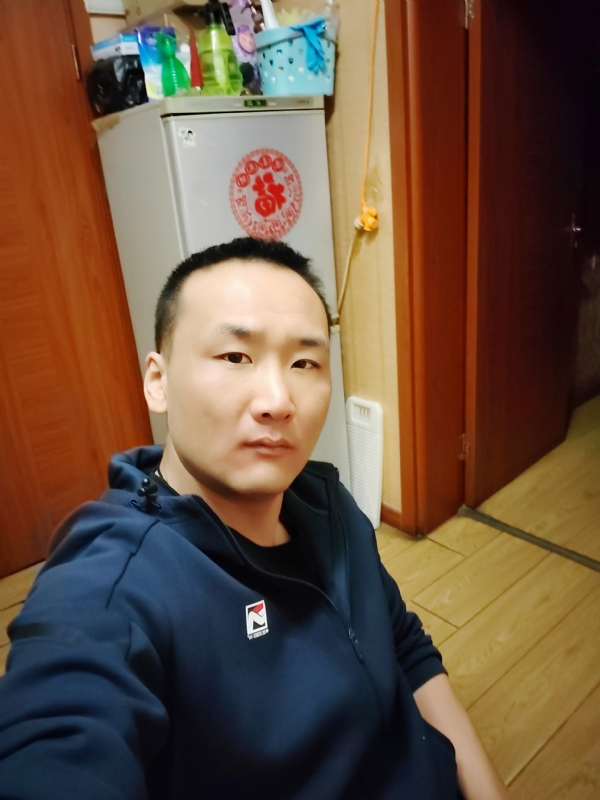 子昂的第一张照片--呼和浩特相亲服务中心