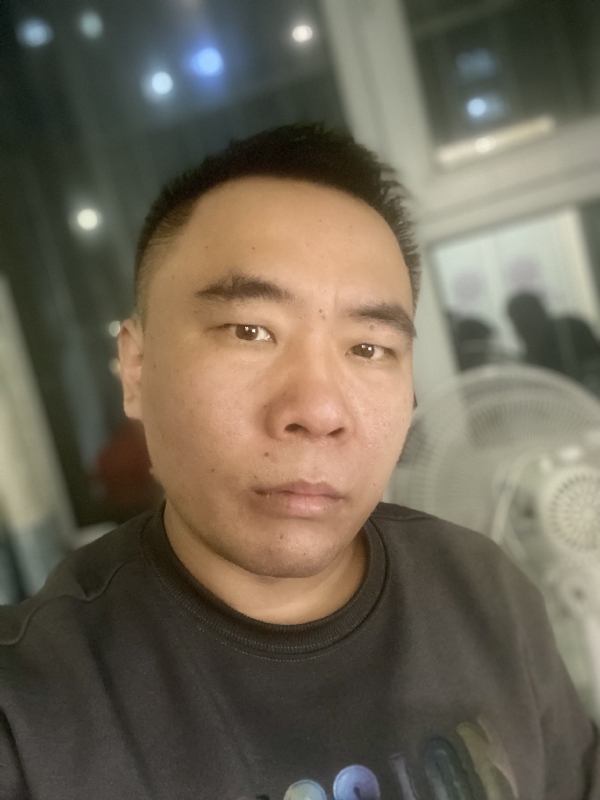 云的第三张照片--呼和浩特相亲服务中心