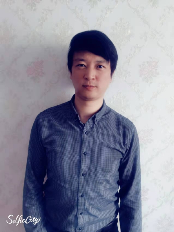 小李的第二张照片--呼和浩特相亲服务中心
