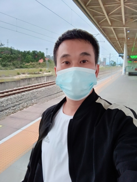 小李的第一张照片--呼和浩特相亲服务中心