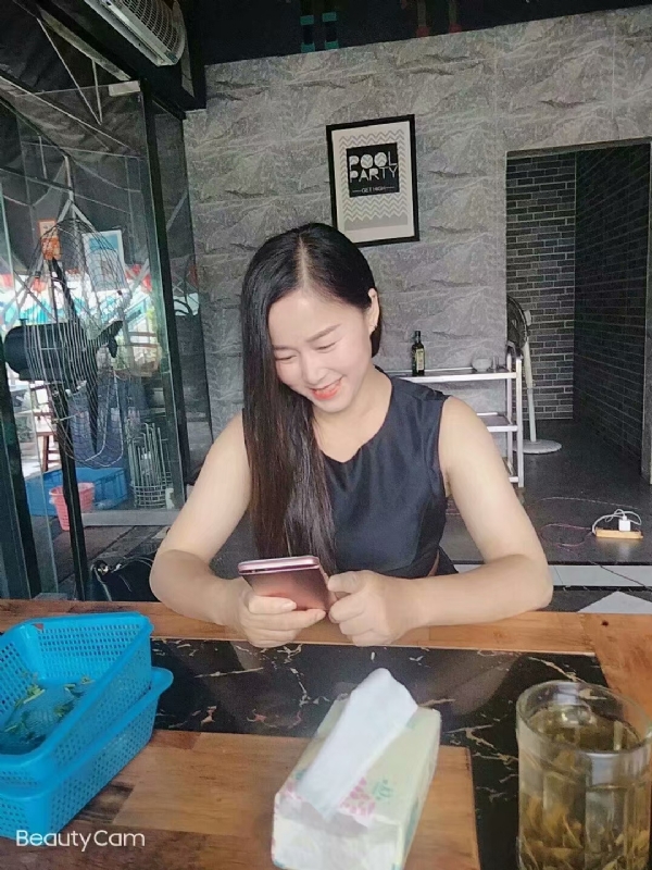如不坚强弱给谁看的第一张照片--呼和浩特相亲服务中心