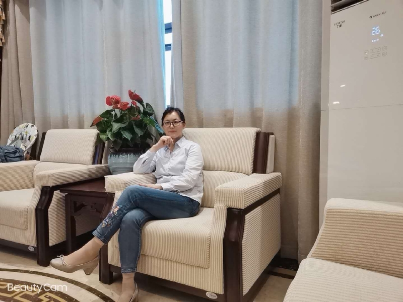 秋水伊人的第一张照片--呼和浩特相亲服务中心