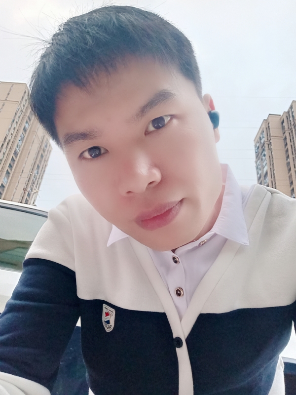 雨霁月清风的第二张照片--呼和浩特相亲服务中心