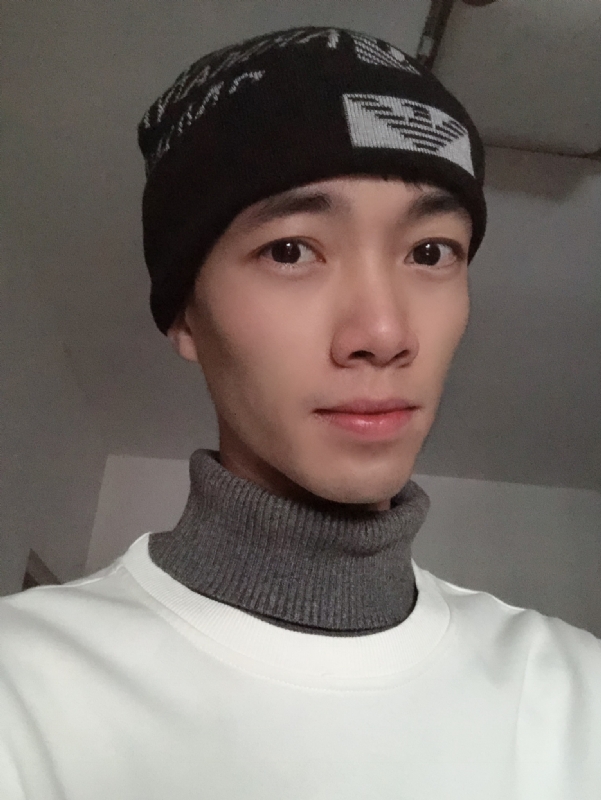 小良先生的第一张照片--呼和浩特相亲服务中心
