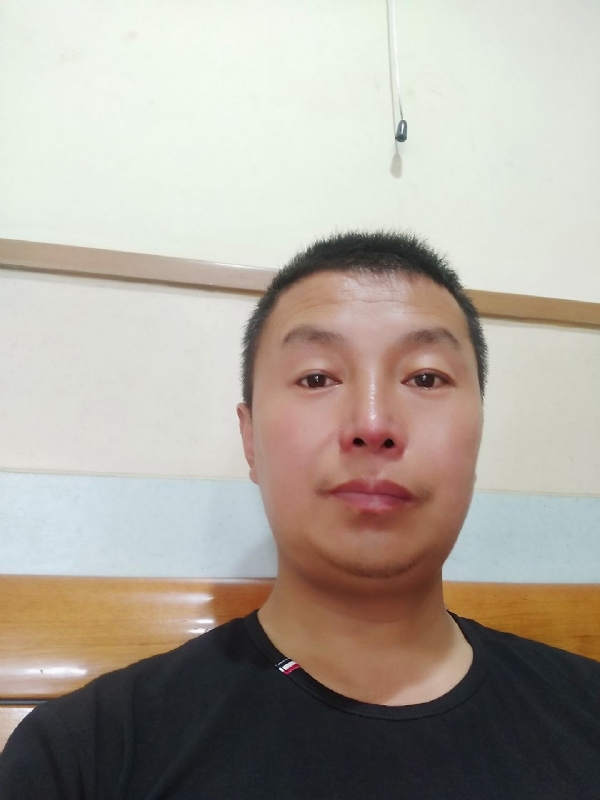 快乐的小鱼儿的第一张照片--呼和浩特相亲服务中心
