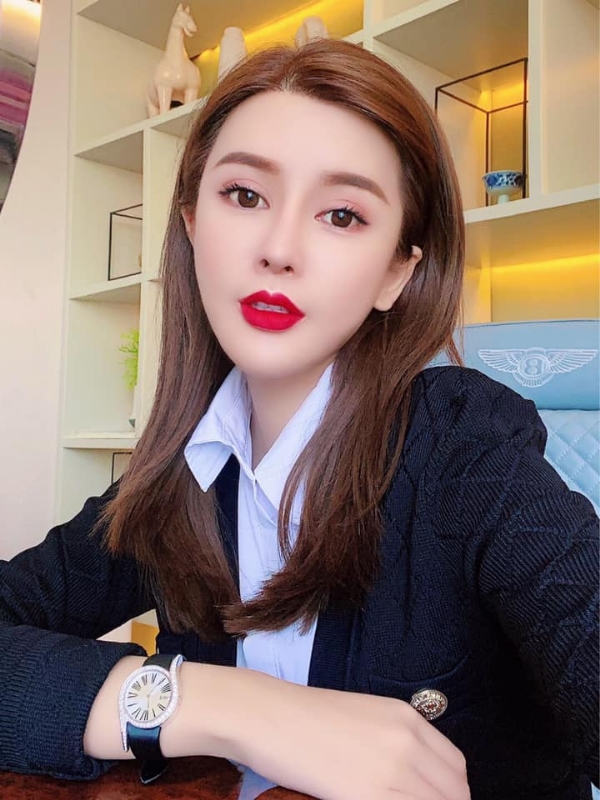 李嘉薇的第一张照片--呼和浩特相亲服务中心