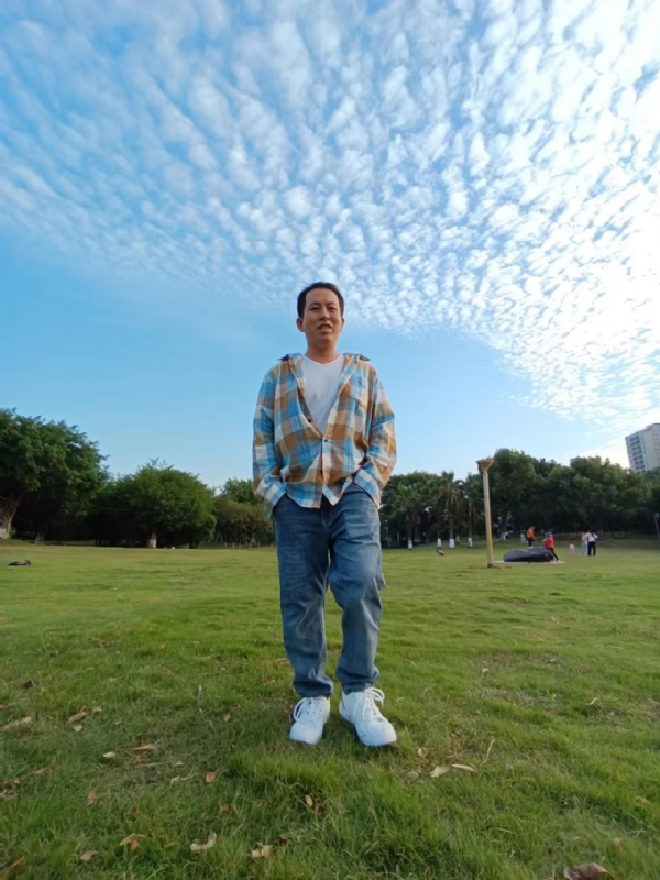 曹先生的第三张照片--呼和浩特相亲服务中心