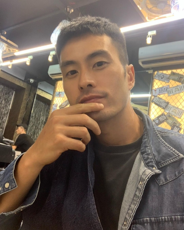 伟业强哥的第一张照片--呼和浩特相亲服务中心
