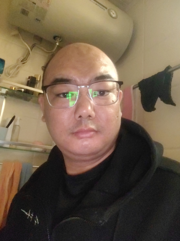 小胖子的第一张照片--呼和浩特相亲服务中心