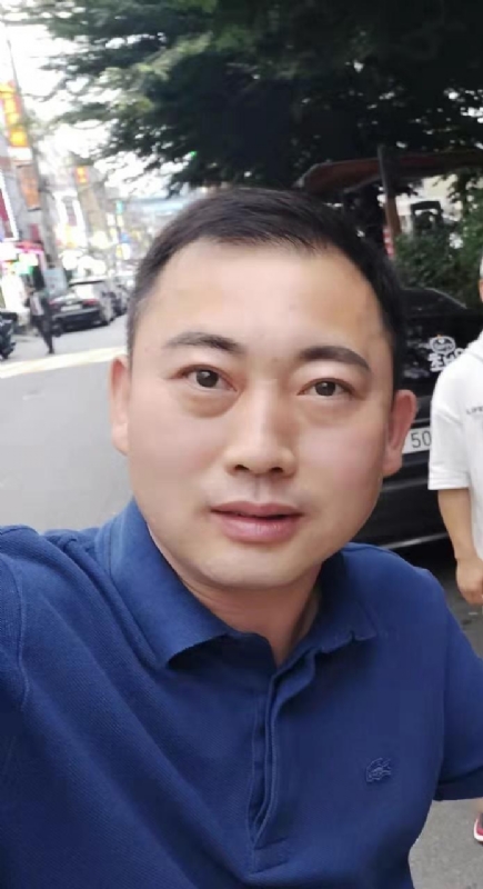 李龙的第一张照片--呼和浩特相亲服务中心