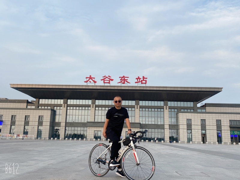 午后阳光的第一张照片--呼和浩特相亲服务中心